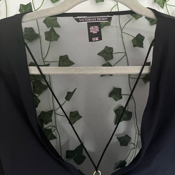 Mesh bodysuit long sleeve black with tiny gold ring in the middle of chest - Picture 1 of 4